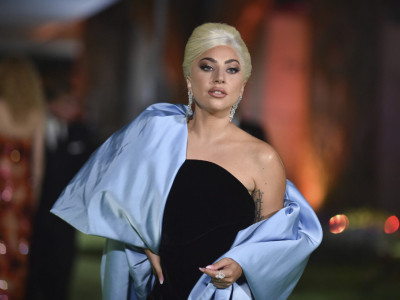 Lejdi Gaga opet diktira bjuti trendove: Njen manikir "prašnjave ruže" biće vodeći ovog leta
