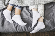 Spavanje sa čarapama ili bez njih? Stručnjaci konačno dali odgovor, nakon ovoga ćete dobro razmisliti