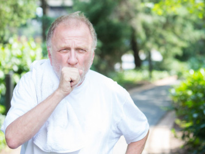 Izbacite ŠLAJM iz grla i pluća: Uz ovaj NARODNI lek kašalj će BRZO nestati