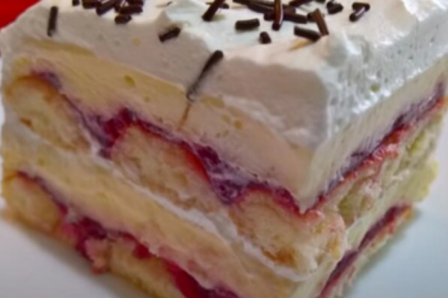NAJBRŽA KAPRI TORTA - Kombinacija fila od višanja i vanile probudiće sva čula! (VIDEO)