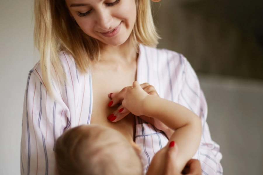 Pedijatri UPOZORAVAJU: Ova vrsta mleka NIJE DOBRA za vašu bebu