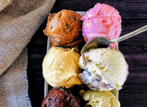 Sladoled gotov bukvalno za 5 MINUTA! Trebaće vam blender i TRI sastojka za zdravu i ledenu čaroliju!