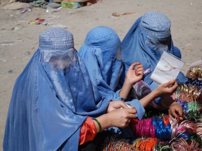 Talibani i dalje oduzimaju prava ženama: "Avganistanke su sada izgubile sve, deca nemaju BUDUĆNOST"