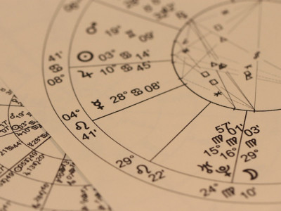 Dnevni horoskop za UTORAK, 9. avgust: Ovim horoskopskim znakovima neće ništa ići od RUKE, bolje da prespavaju ovaj dan