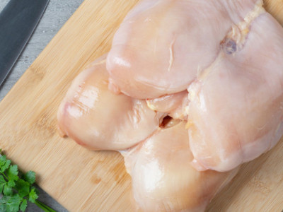 Jeziva istina o pilećem mesu: Jeftina piletina je "NAJPRLJAVIJA" vrsta hrane