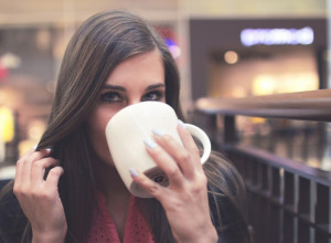 Dokazano je šta bolje "RADI" ujutru: Saznajte da li treba da pijete kafu sa ili bez KOFEINA
