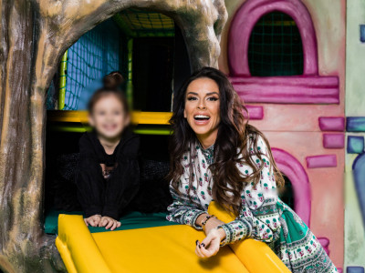 SLAVLJE U DOMU ANE SEVIĆ! Pevačica objavila fotografiju srećne porodice, a povod će vas oduševiti