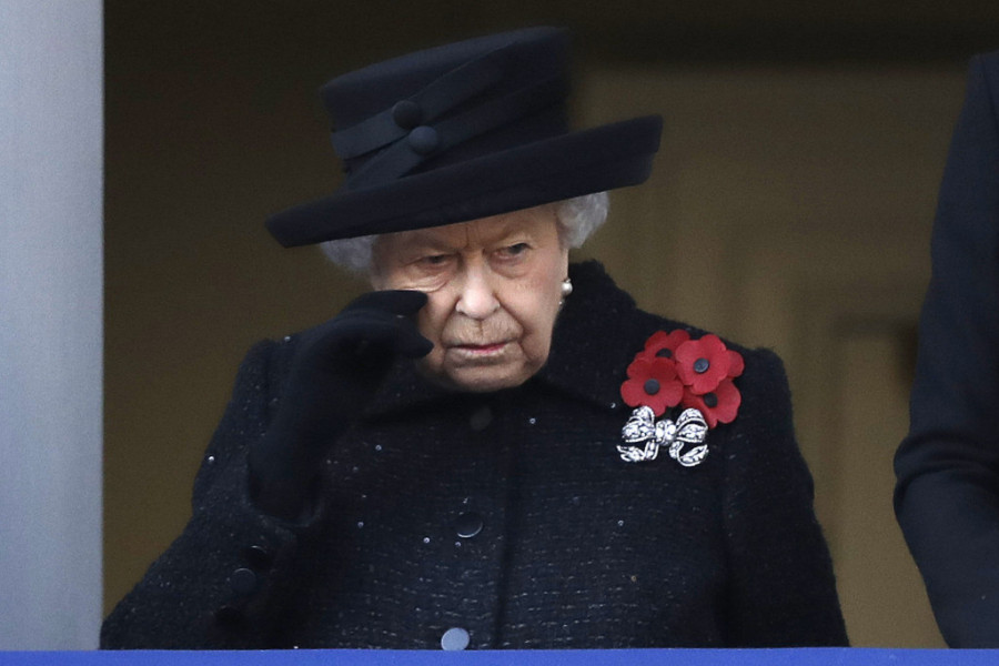 Uznemirujuće vesti stižu iz Britanije: Kraljica Elizabeta će provesti Božić SAMA u četiri zida?