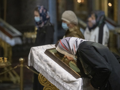 Danas OBAVEZNO izgovorite ovu molitvu: Srpska pravoslavna crkva slavi TRI APOSTOLA, pomolite se za zdravlje, sreću i blagostanje