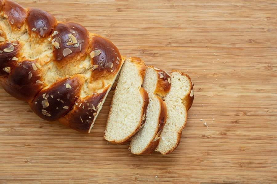 Recept za SAVRŠEN milibrot: Mlečni slatki hleb idealan za predstojeće praznike
