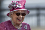 VELIKO SLAVLJE U VELIKOJ BRITANIJI Kraljica Elizabeta slavi 96. rođendan, a za JUBILEJ je dobila POSEBAN poklon kome se nije NADALA