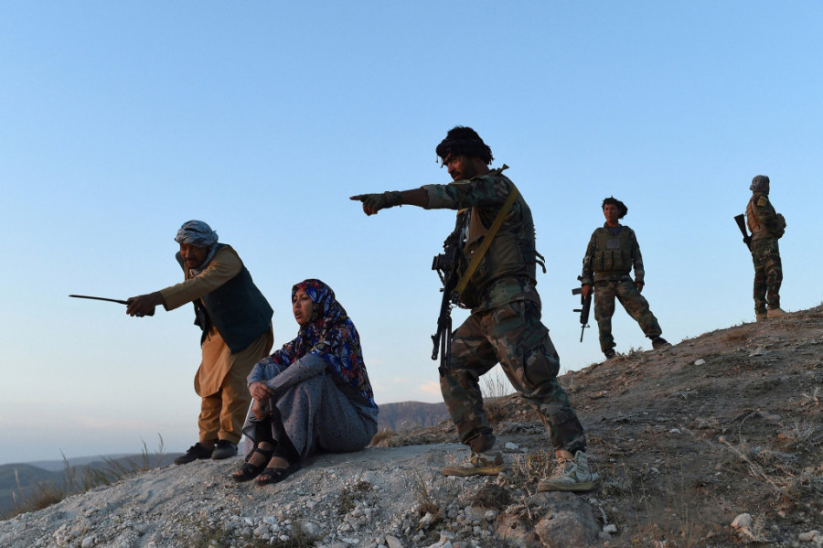 Neustrašiva žena koja se bori protiv talibana u Avganistanu: Upoznajte Salimu Mazari koja se nalazi na čelu pobunjeničke BRIGADE