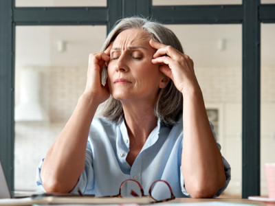 Četiri NEVIDLJIVA simptoma MENOPAUZE: Žene ne obraćaju PAŽNJU ali su jasan pokazatelj