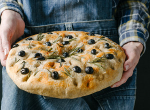 Baka Smiljin recept za FOKAČU: Napravite savršen ITALIJANSKI hleb za manje od 30 minuta