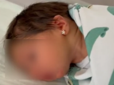 "Probušili su joj uši pre nego što su presekli pupčanu vrpcu": Hajka na mladu MAJKU zbog bebinih minđuša!