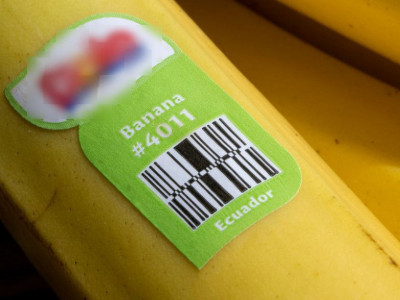 Šta znače NALEPNICE na bananama i drugom voću? U pitanju su VAŽNI podaci, više nikada nećete propustiti da ih pregledate