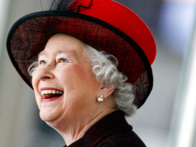 "Bio sam zapanjen": Sveštenik otkrio šta je kraljica Elizabeta Druga rekla pre smrti
