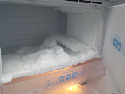 Ova namirnica OTAPA LED: Premažite frižider sastojkom iz KUHINJE kako bi slabije ledio