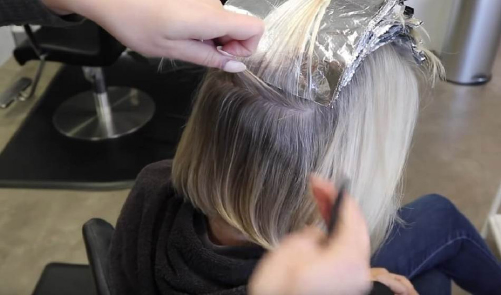 Poznati FRIZER zna savršenu TEHNIKU: Ovako možete da prekrijete SEDE vlasi BEZ farbanja cele kose