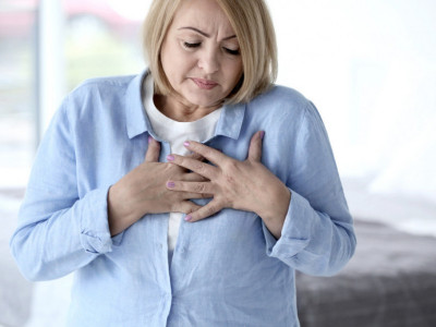 Prvi simptom srčanog UDARA javlja se trideset dana RANIJE: Više od 70 odsto žena prijavilo je da je osetilo OVO, telo im je slalo jasne signale