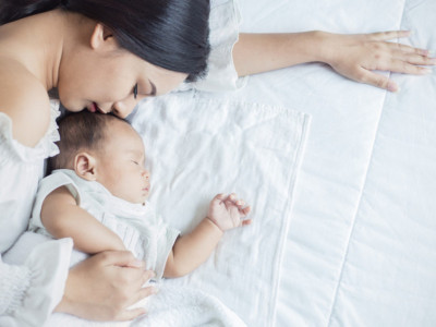 Zvanična STUDIJA dokazala: Žene koje su se porodile u ranim dvadesetim, imaju veći rizik od MOŽDANOG udara