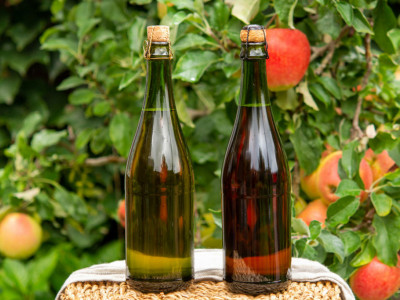 Alkoholno ili jabukovo sirće? Da li znate koje su glavne razlike i koje je bolje za čišćenje?