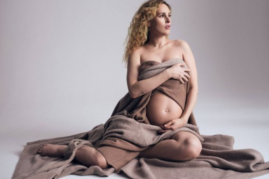 Porodila se ćerka Brusa Vilisa i Demi Mur: Devojčica je dobila predivno ime, a objavili su i njenu prvu FOTOGRAFIJU